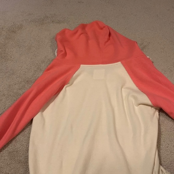 A pink and white sweatshirt. Cali Love/ San Fran - Picture 4 of 4